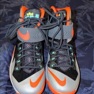 Nike ' Sneakers - Black, Orange, and Gray